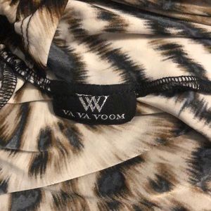 Beautiful Long dress animal print.